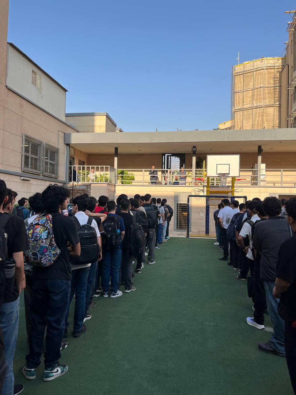 ماه مدرسه